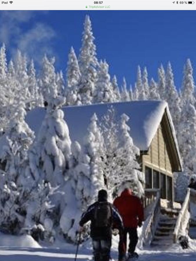 Auberge Centre Ville Saguenay Exterior foto